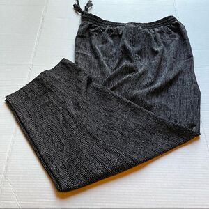 Alfred Dunner pants black with small white dots 24W elastic waist w/ drawstring